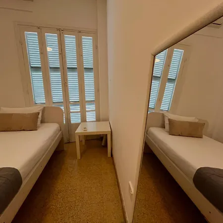 Cozy Corner 2 Bdr Center Platform 357 Ltd