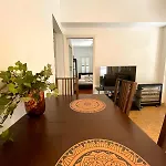 Cozy Corner 2 Bdr Center Platform 357 Ltd