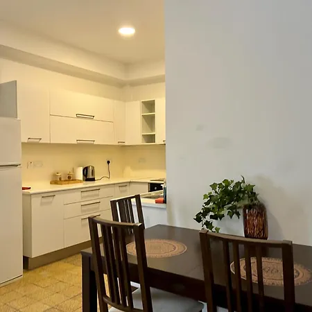 Cozy Corner 2 Bdr Center Platform 357 Ltd * Nikosia